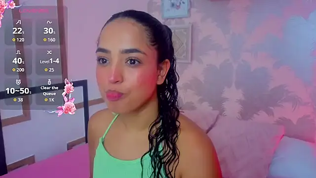 Emma Thompssonn online show from May 27, 2026, 12:12 pm