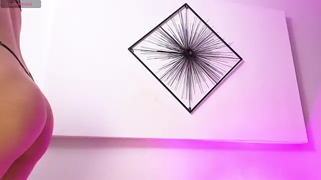 Snapshot of Rosse_Baker_ chatting on March 24, 2026, 12:49 pm Rosse Baker online show from March 24, 2026, 12:49 pm