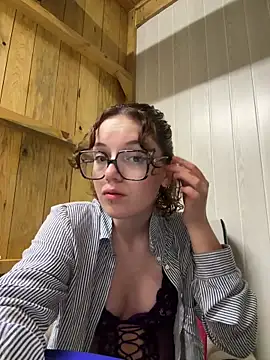 Snapshot of ju_juliette chatting on May 25, 2026, 7:56 pm ju juliette online show from May 25, 2026, 7:56 pm
