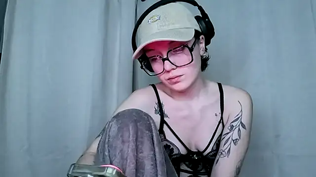 Snapshot of ju_juliette chatting on February 26, 2026, 8:42 pm ju juliette online show from February 26, 2026, 8:42 pm