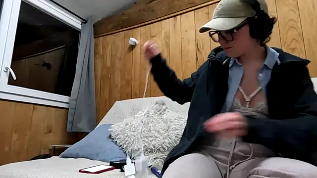 Snapshot of ju_juliette chatting on March 12, 2026, 10:25 pm ju juliette online show from March 12, 2026, 10:25 pm