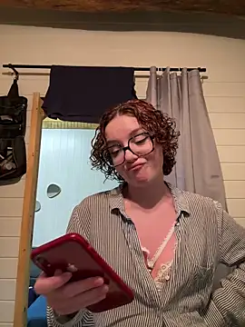 Snapshot of ju_juliette chatting on May 26, 2026, 7:56 pm ju juliette online show from May 26, 2026, 7:56 pm