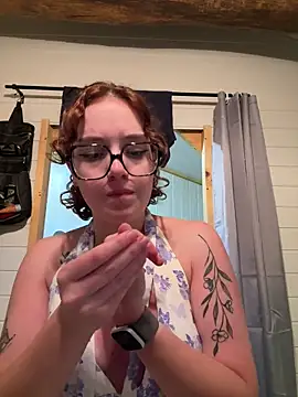 Snapshot of ju_juliette chatting on May 28, 2026, 8:15 pm ju juliette online show from May 28, 2026, 8:15 pm