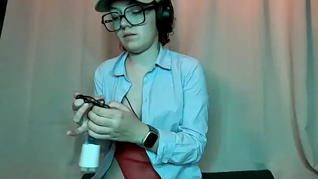 Snapshot of ju_juliette chatting on May 15, 2026, 8:40 pm ju juliette online show from May 15, 2026, 8:40 pm