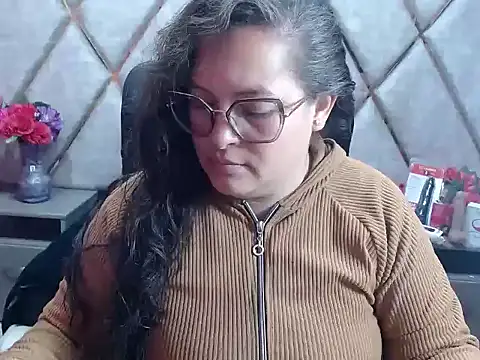 Snapshot of Sarah_Boobs_ chatting on February 28, 2026, 3:06 am Sarah Boobs online show from February 28, 2026, 3:06 am