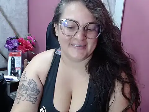 Snapshot of Sarah_Boobs_ chatting on February 9, 2026, 2:53 am Sarah Boobs online show from February 9, 2026, 2:53 am