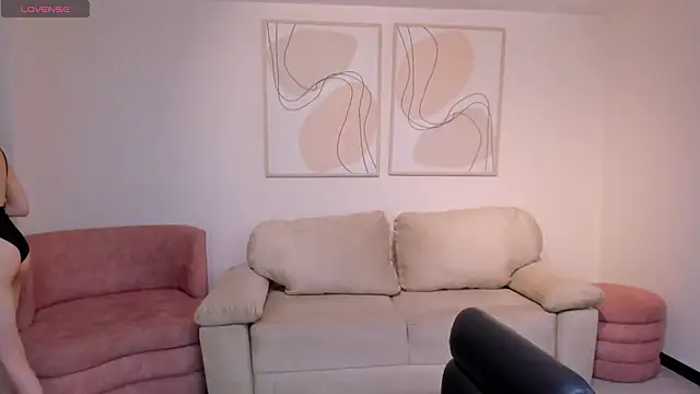 Snapshot of DaliaRose_ chatting on March 1, 2026, 11:05 pm DaliaRose online show from March 1, 2026, 11:05 pm