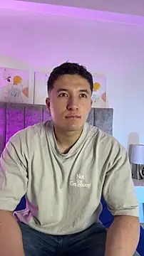 Alexander Connor online show from April 16, 2026, 12:06 pm