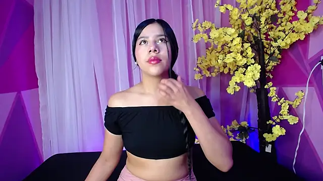 Lory Bonny online show from February 12, 2026, 11:43 am