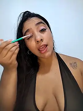 Snapshot of Eva_Ferrari chatting on May 6, 2026, 4:44 pm Eva Ferrari online show from May 6, 2026, 4:44 pm
