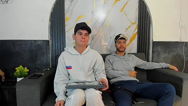 Snapshot of Angel_Villareal chatting on February 27, 2026, 5:07 am Angel Villareal online show from February 27, 2026, 5:07 am