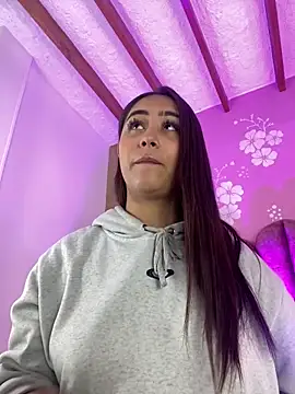 Snapshot of MadisonFox1 chatting on February 8, 2026, 12:25 pm MadisonFox1 online show from February 8, 2026, 12:25 pm