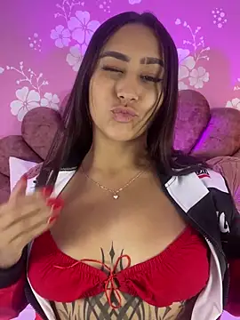 Snapshot of MadisonFox1 chatting on February 12, 2026, 11:43 am MadisonFox1 online show from February 12, 2026, 11:43 am