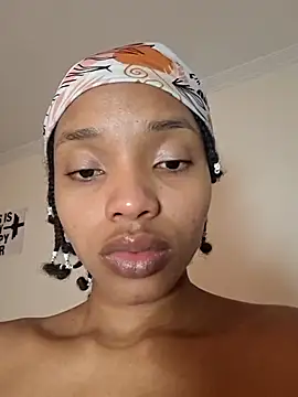 Snapshot of Ebony_love07 chatting on April 6, 2026, 7:59 pm Ebony love07 online show from April 6, 2026, 7:59 pm