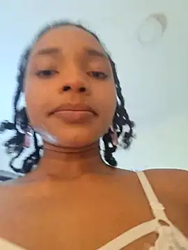 Snapshot of Ebony_love07 chatting on April 8, 2026, 8:43 pm Ebony love07 online show from April 8, 2026, 8:43 pm