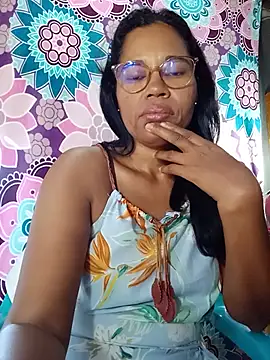 Snapshot of Yandris_1212 chatting on June 2, 2026, 1:33 pm Yandris 1212 online show from June 2, 2026, 1:33 pm