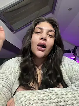 Snapshot of MinaKhalina chatting on February 24, 2026, 11:16 pm MinaKhalina online show from February 24, 2026, 11:16 pm