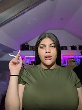 Snapshot of MinaKhalina chatting on January 16, 2026, 3:49 pm MinaKhalina online show from January 16, 2026, 3:49 pm