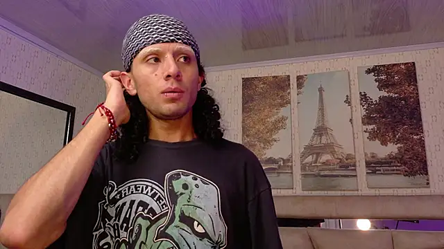 Snapshot of 4L3JX chatting on February 13, 2026, 2:39 pm 4L3JX online show from February 13, 2026, 2:39 pm