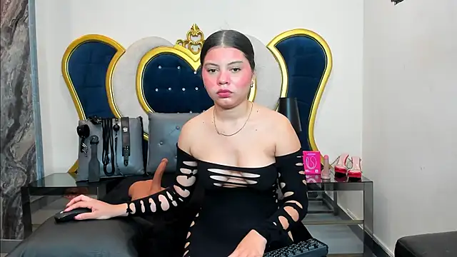 SofiaArsila online show from May 9, 2026, 11:24 am
