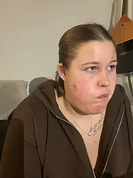 justsomeoneuknow online show from February 17, 2026, 7:55 pm