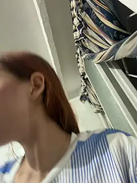Snapshot of Carithooo chatting on June 18, 2026, 3:05 am Carithooo online show from June 18, 2026, 3:05 am