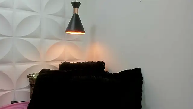 Snapshot of zaira_skinny chatting on March 25, 2026, 3:17 am zaira skinny online show from March 25, 2026, 3:17 am