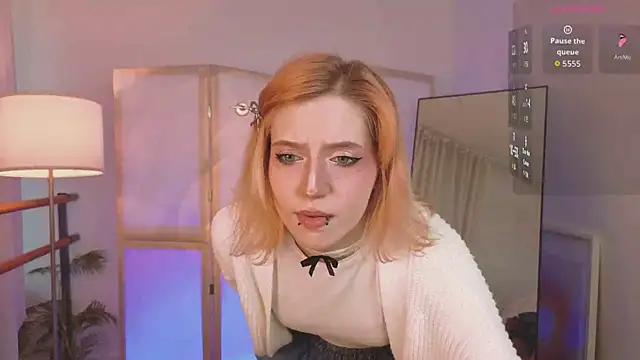 Snapshot of MoonlightAsuna chatting on February 3, 2026, 1:38 pm MoonlightAsuna online show from February 3, 2026, 1:38 pm