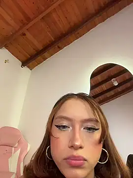 Snapshot of Alison_Ivanova chatting on February 19, 2026, 3:47 am Alison Ivanova online show from February 19, 2026, 3:47 am