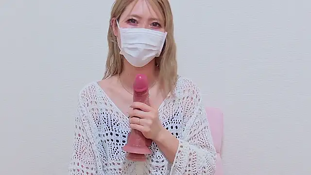 Snapshot of yumi0025 chatting on April 7, 2026, 1:40 am yumi0025 online show from April 7, 2026, 1:40 am