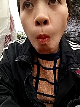 Snapshot of Hari-saka chatting on February 22, 2026, 2:03 am Hari-saka online show from February 22, 2026, 2:03 am