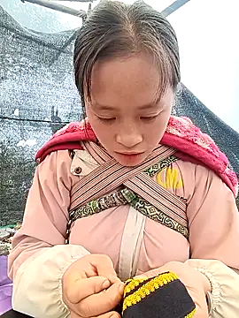 Snapshot of Hari-saka chatting on February 19, 2026, 2:41 am Hari-saka online show from February 19, 2026, 2:41 am