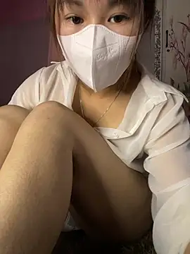 Snapshot of Lily288 chatting on February 3, 2026, 6:33 am Lily288 online show from February 3, 2026, 6:33 am