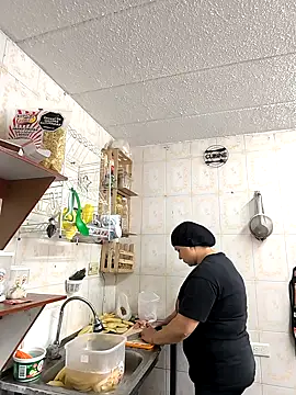 ketty Riley online show from February 1, 2026, 6:28 pm