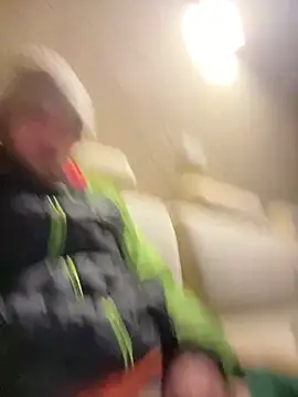 Snapshot of DaleBoca chatting on February 11, 2026, 6:19 pm DaleBoca online show from February 11, 2026, 6:19 pm