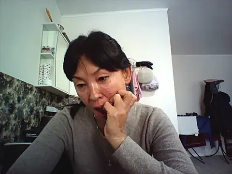 Snapshot of bella2322 chatting on January 17, 2026, 3:54 am bella2322 online show from January 17, 2026, 3:54 am