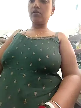 Hot-Tinaa online show from March 8, 2026, 4:16 am