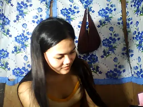 Snapshot of PinaySkinnyJust18 chatting on May 9, 2026, 12:30 pm PinaySkinnyJust18 online show from May 9, 2026, 12:30 pm