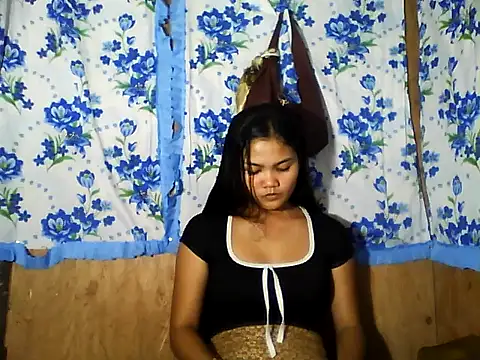Snapshot of PinaySkinnyJust18 chatting on April 27, 2026, 6:33 am PinaySkinnyJust18 online show from April 27, 2026, 6:33 am