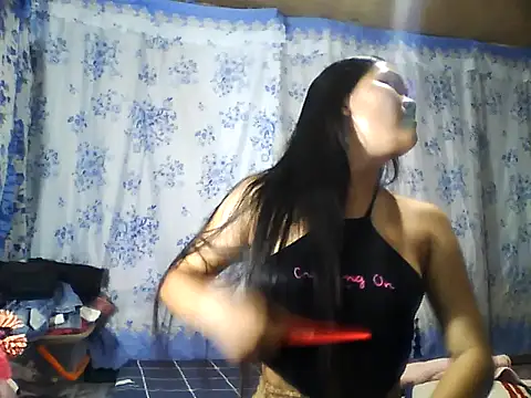 Snapshot of PinaySkinnyJust18 chatting on March 25, 2026, 10:25 am PinaySkinnyJust18 online show from March 25, 2026, 10:25 am