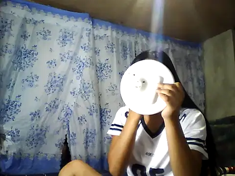 Snapshot of PinaySkinnyJust18 chatting on March 31, 2026, 8:00 pm PinaySkinnyJust18 online show from March 31, 2026, 8:00 pm