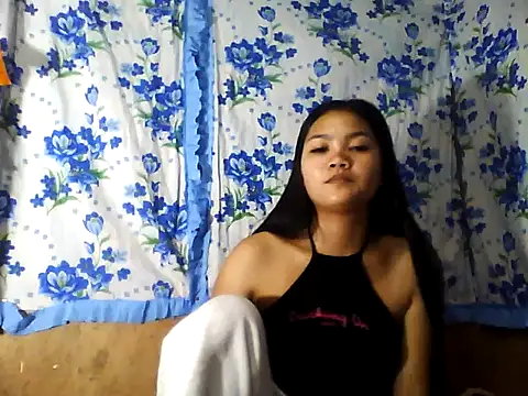 Snapshot of PinaySkinnyJust18 chatting on April 2, 2026, 8:59 pm PinaySkinnyJust18 online show from April 2, 2026, 8:59 pm