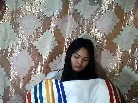 Snapshot of PinaySkinnyJust18 chatting on March 16, 2026, 9:17 pm PinaySkinnyJust18 online show from March 16, 2026, 9:17 pm