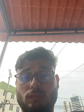 Snapshot of peuba12 chatting on February 21, 2026, 6:21 pm peuba12 online show from February 21, 2026, 6:21 pm