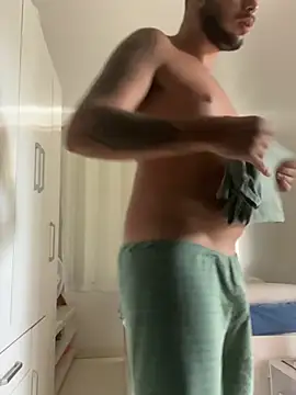 peuba12 online show from March 31, 2026, 12:18 pm