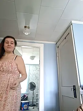 Ashlovescannabis online show from March 5, 2026, 4:03 pm