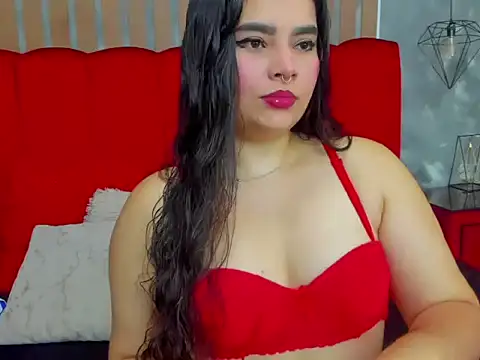 Snapshot of SalomeEvanz chatting on July 17, 2026, 7:44 pm SalomeEvanz online show from July 17, 2026, 7:44 pm