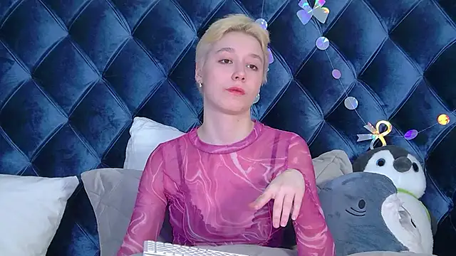 Snapshot of AgataGate chatting on March 21, 2026, 8:19 am AgataGate online show from March 21, 2026, 8:19 am