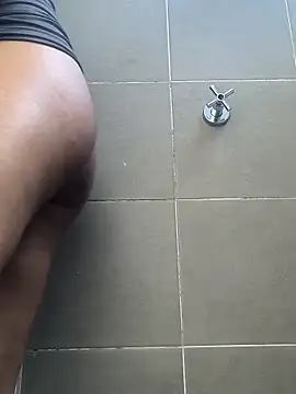 Snapshot of MuZKAsia69 chatting on February 11, 2026, 2:44 am MuZKAsia69 online show from February 11, 2026, 2:44 am