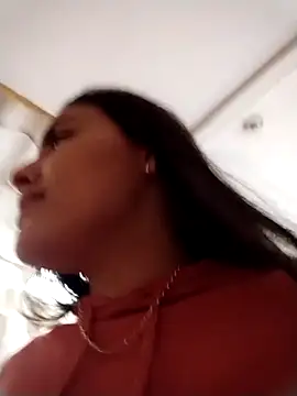 Snapshot of Catalinna_03 chatting on February 19, 2026, 12:24 pm Catalinna 03 online show from February 19, 2026, 12:24 pm